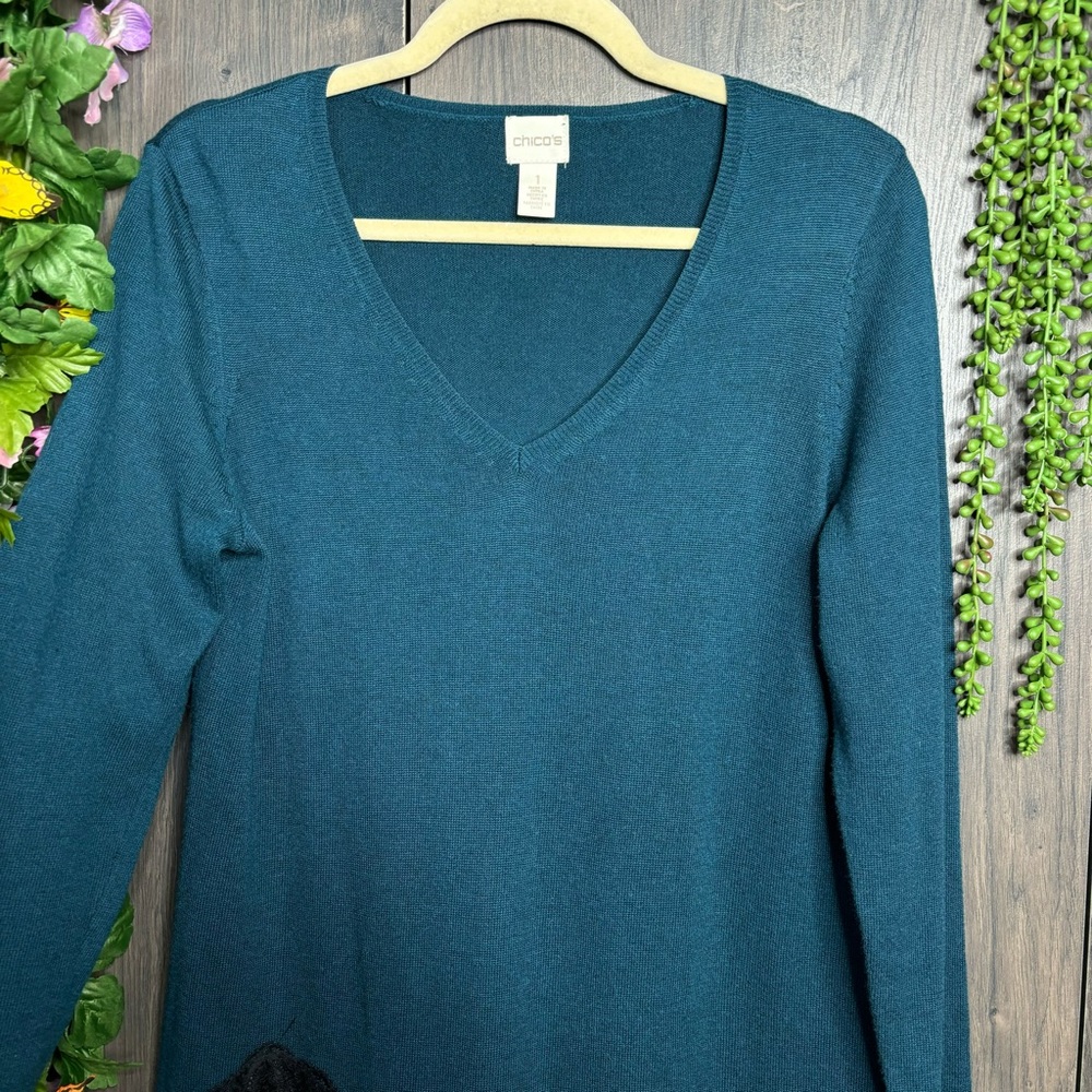 b🌼3/$30🌼Chicos Teal Long Sleeve Tunic V Neck Lace Trim Top Siize 1\Medium - Picture 5 of 15